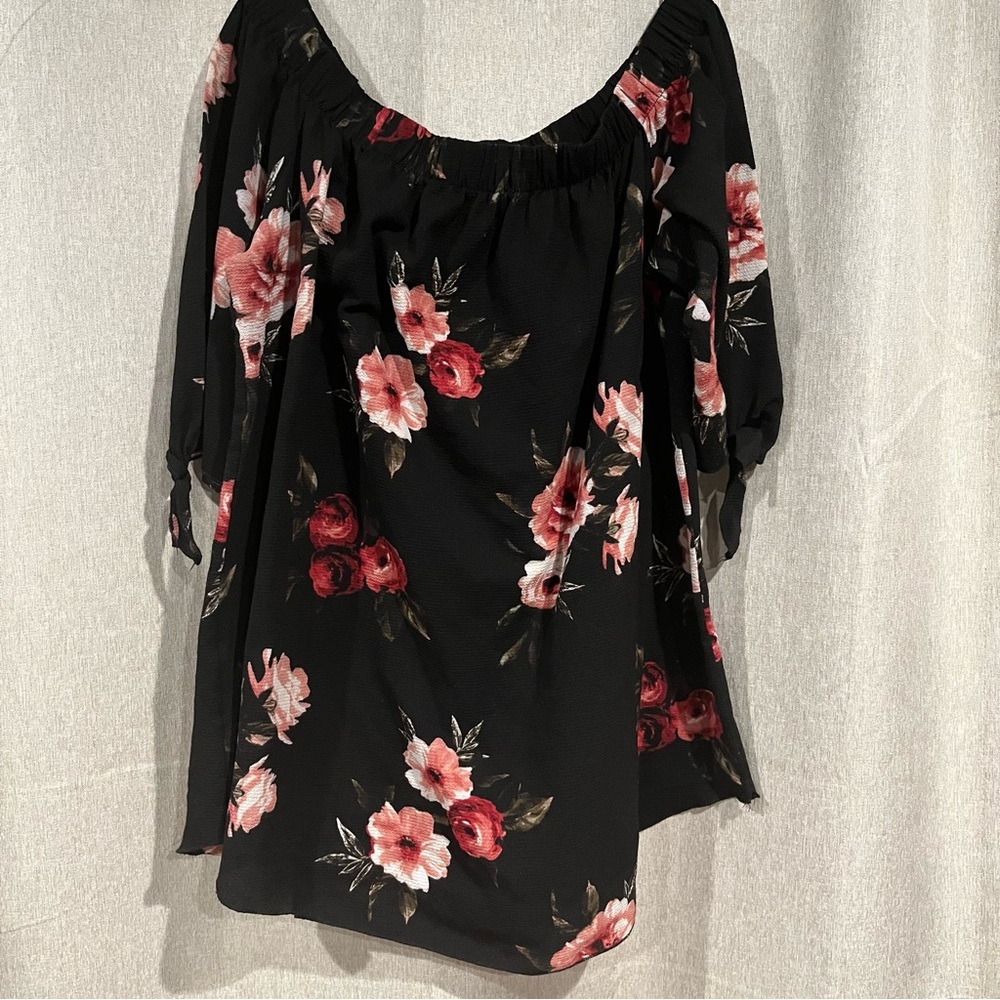 Off the shoulder floral print top